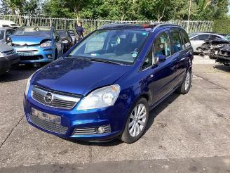 Uttjänta bilar auto Opel Zafira Zafira (M75), MPV, 2005 / 2015 2.2 16V Direct Ecotec 2005/8