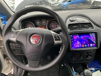 Fiat Punto Evo Punto Evo (199), Hatchback, 2009 / 2012 1.3 JTD Multijet 85 16V Euro 5 picture 11