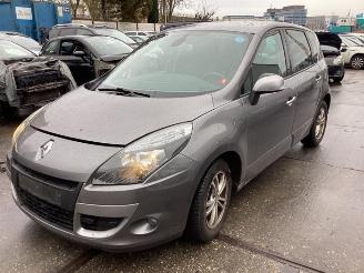 Renault Scenic Scenic III (JZ), MPV, 2009 / 2016 2.0 16V CVT picture 6