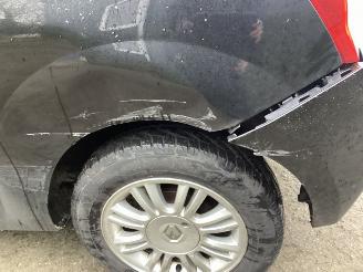 Renault Twingo 1.2 Hatchback 2Dr Benzine 1.149cc 43kW (58pk) FWD 2007-03/2014-09 (CN0D) D7F800; EURO4 picture 12