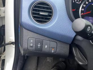 Hyundai I-10 i10 (B5), Hatchback, 2013 / 2019 1.0 12V picture 29