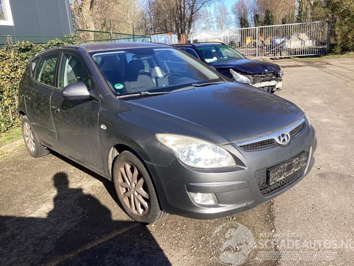 Hyundai I-30 i30 (FD), Hatchback, 2007 / 2011 1.4 CVVT 16V