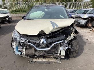Sloopauto Renault Captur Captur I (2R), SUV, 2013 1.2 TCE 16V EDC 2015/1