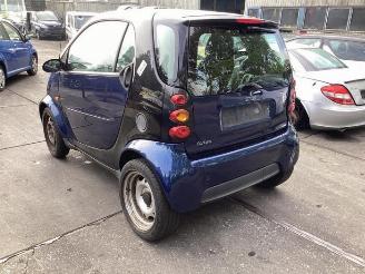 Smart Fortwo Fortwo Coupe (450.3), Hatchback 3-drs, 2004 / 2007 0.7 picture 4