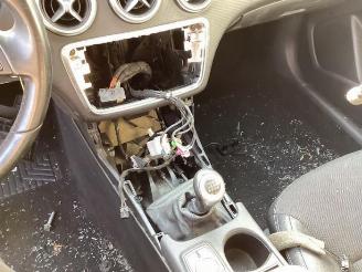 Mercedes A-klasse A (W176), Hatchback, 2012 / 2018 1.5 A-180 CDI, A-180d 16V picture 13