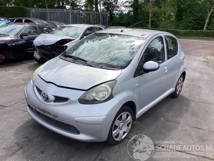 Toyota Aygo Aygo (B10), Hatchback, 2005 / 2014 1.0 12V VVT-i