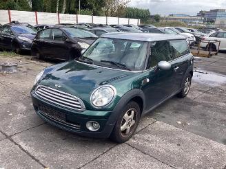 Coche siniestrado Mini Mini Mini (R56), Hatchback, 2006 / 2013 1.6 16V Cooper 2008/10