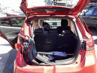 Mazda 2 2 (DJ/DL), Hatchback, 2014 1.5 SkyActiv-D 105 picture 25