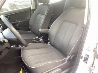 Kia Venga Venga, MPV, 2010 / 2019 1.4 CVVT 16V picture 12
