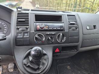 Volkswagen Transporter T5 1.9 TDi 102PK picture 6
