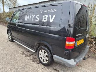 Volkswagen Transporter T5 1.9 TDi 102PK picture 2