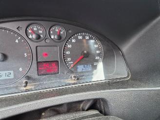 Volkswagen Transporter T5 1.9 TDi 102PK picture 5