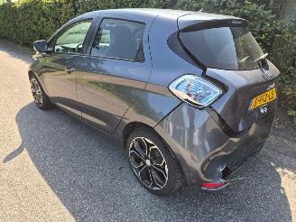Renault Zoé R110 ICON 41KWH met eigen accu picture 2