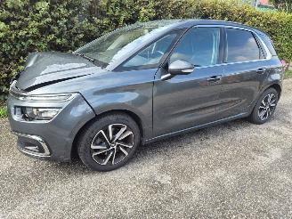 Damaged car Citroën C4-picasso 1.6 16V eTHP 2017/1