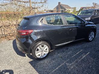 Renault Clio 1.0 TCe Zen picture 2