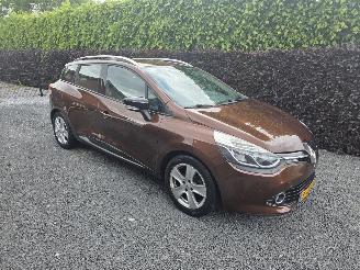 Voiture accidenté Renault Clio 0.9 TCe Dynamique 2014/10
