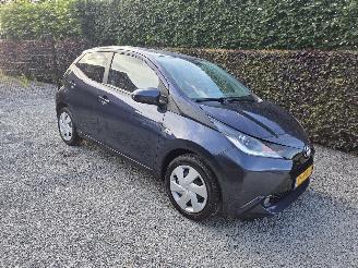 Vaurioauto  passenger cars Toyota Aygo 1.0 VVT-I X-Play 2018/5