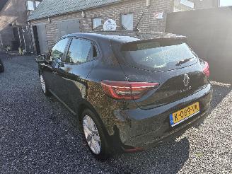 Renault Clio  picture 3