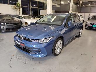 Volkswagen Golf  picture 3