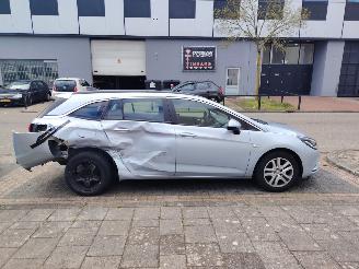 Opel Astra SPORTS TOURER+ picture 6