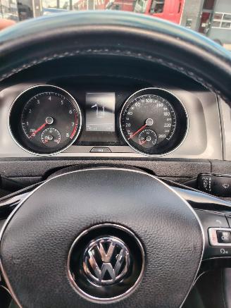 Volkswagen Golf Panoramadak climatronic 1.2 tsi picture 11