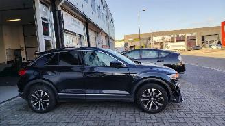 Volkswagen T-Roc 1.5 TSI DSG PANORAMA LED 108.000km! picture 3