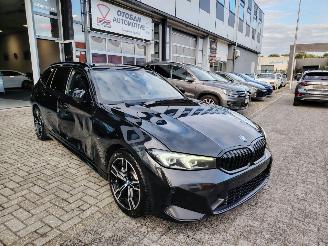 Unfallwagen BMW 3-serie 320E M Performance Facelift CURVED SCREEN HARMAN KARDON 2023/1
