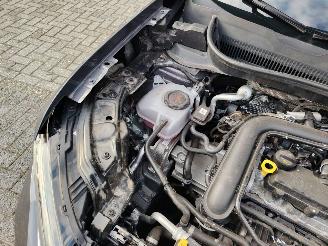 Volkswagen T-Cross 3x R-line DSG Stoelverwarming IQ Lights Camera picture 14
