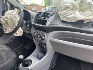 Suzuki Alto 1.0 BASE picture 3