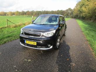 Schadeauto Kia Soul Electric 2017/11