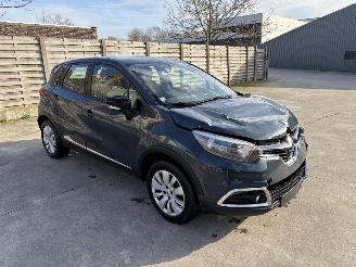 uszkodzony samochody osobowe Renault Captur 1.5 DCI 2015/1