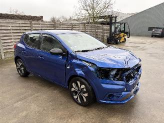 krockskadad bil auto Dacia Sandero 1.0I - 12V TURBO TCE 90 2025/6