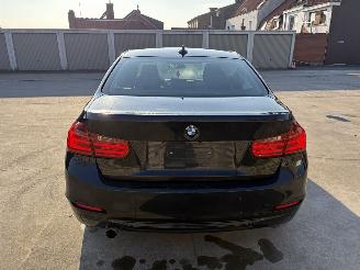 BMW 3-serie 2.0D - 16V TURBO picture 24