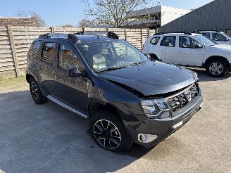 skadebil auto Dacia Duster 1.5 DCI - 8V TURBO 2017/5