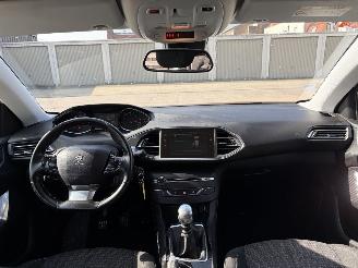 Peugeot 308 2 PHASE 2 1,5 picture 6