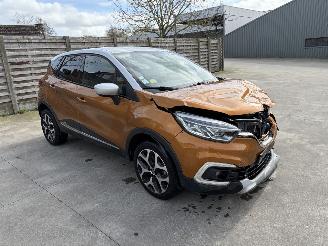 Voiture accidenté Renault Captur 1.5 DCI 90 2019/6
