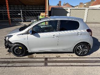 Peugeot 108 1.0 VTI - 12V picture 21