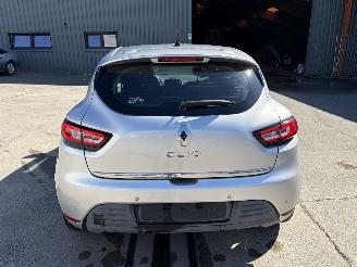 Renault Clio PHASE 2 1.2i - 16V TURBO TCE 120 picture 22