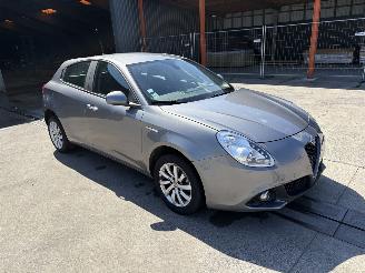 Auto incidentate Alfa Romeo Giulietta 1.6 JTD - 16V TURBO MULTIJET 2017/10
