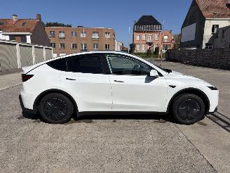Tesla Model Y 5YJY 2 60KWH picture 20