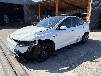 Tesla Model Y 5YJY 2 60KWH picture 2