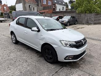damaged passenger cars Dacia Logan II 0.9 TCE 90 2017/11