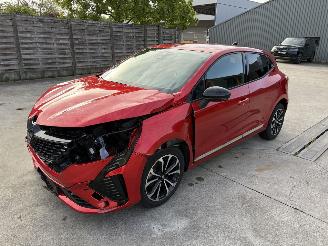 Auto incidentate Renault Clio 1.0i - 12V TURBO TCE 90 2024/6