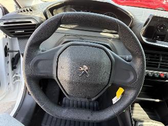 Peugeot 208 2 PHASE 1 1.5 BLUE HDI - 16V TURBO picture 12