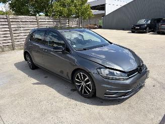 Unfallwagen Volkswagen Golf 1.5 TSI - 16V TURBO 2020/7