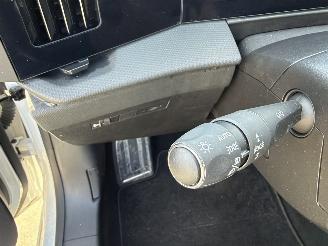 Opel Astra 1.2i - 12V TURBO picture 13