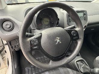 Peugeot 108 1.0 e-VTi Active 5 deurs | Airco LED Mistlampen picture 10