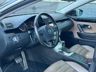 Volkswagen Passat 3.6 V6 FSI 4Motion 4p. picture 12