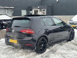 Volkswagen Golf 2.0TSI 410pk Black Edition picture 3