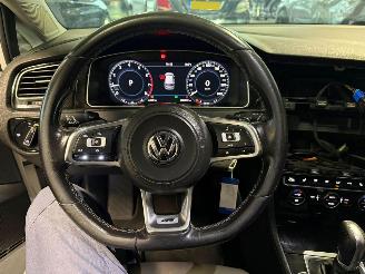 Volkswagen Golf 1.5TSI R-Line picture 4